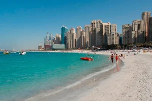 Как доехать до популярных пляжей в Дубае на общественном транспорте. Обзор пляжей в 2024 году.