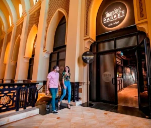 Time Out Market Dubai. Ресторанный комплекс в Дубае.