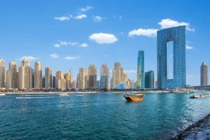 Районы Dubai Marina и Jumeirah Beach Residences.