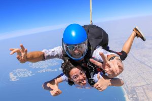 Обзор Skydive Dubai в 2024 году. Прыжки с парашютом по всему Дубаю.