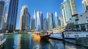 Районы Dubai Marina (Дубай Марина) и Jumeirah Beach Residences (JBR) в 2024 году.