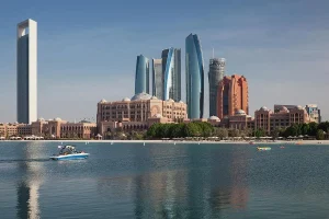 Район Downtown в Абу Даби/Downtown Abu Dhabi в 2024 году.