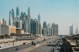 Шоссе Шейха Зайда (Sheikh Zayed Highway) в Дубае.